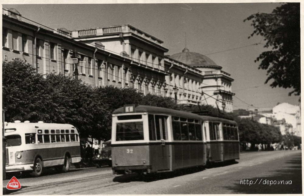 Новые немецкие трамваи в Виннице появились 1955 году в виде поезда «Lowa» т54/в54.