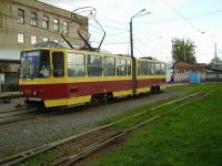 Фото 1 - Татра КТ4 с номером 224 на конечной остановке ЖД Вокзал. Апрель 2008 года.