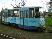 Вагон № 225 отправляется от остановки ЖД Вокзал. Апрель 2008 года.