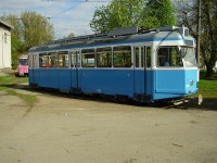 Моторный вагон Карпфен Ве4/4. Поступил в Винницу в 2007 году.