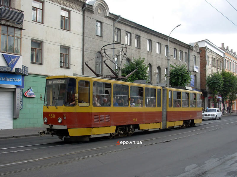 Вагон КТ4 №150 на ул.Собороной.