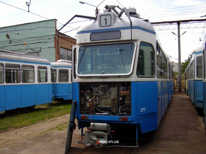 Вагон готовят к эксплуатации. Июнь 2009.