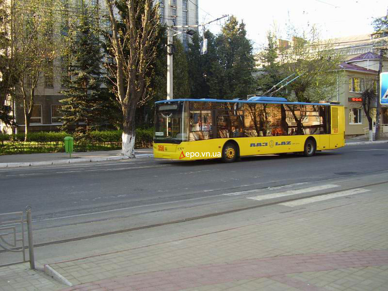 Один из троллейбусов МТБ-82 прибывших из Кишенева.